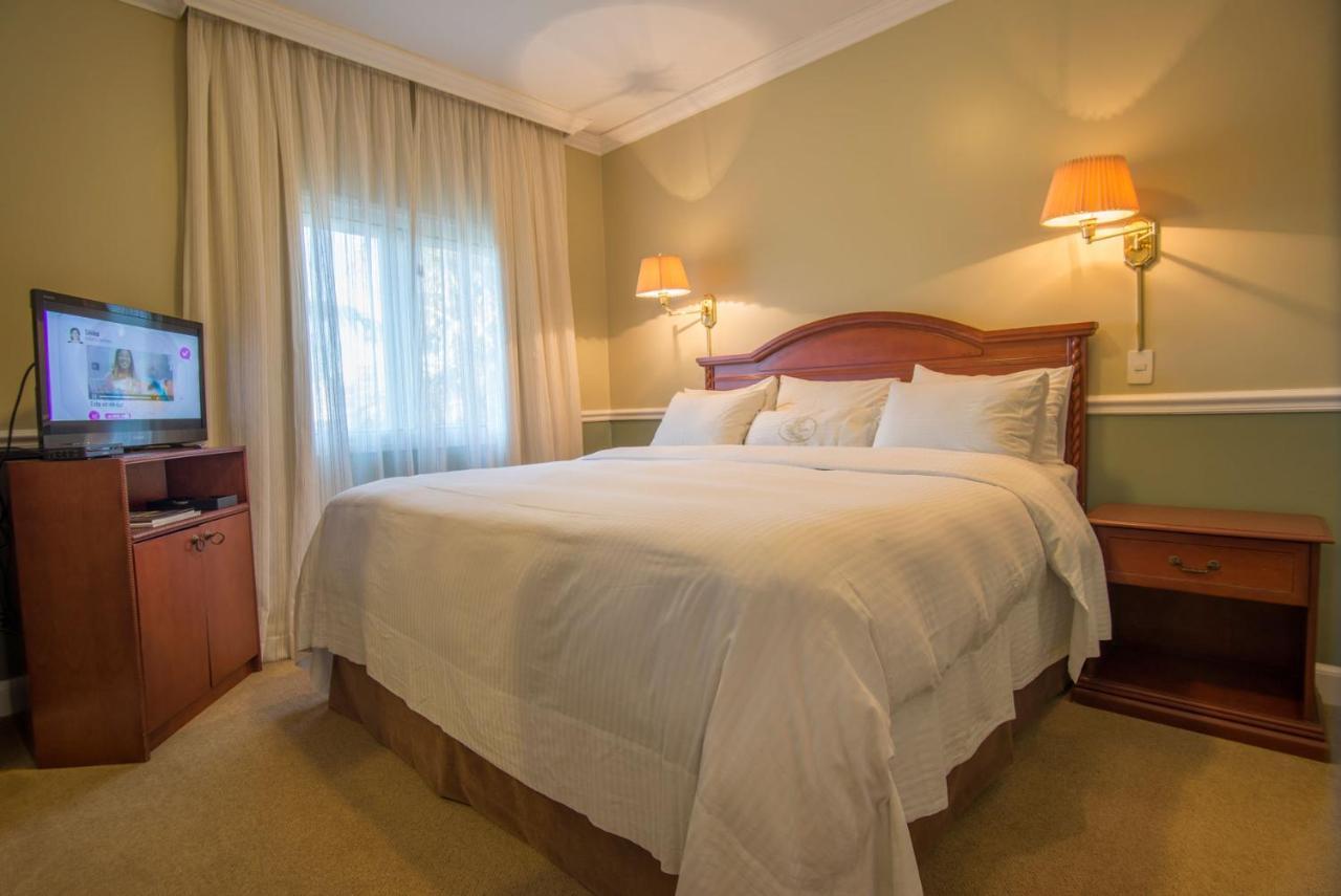 אסונסיון Hotel Villa Morra Suites מראה חיצוני תמונה