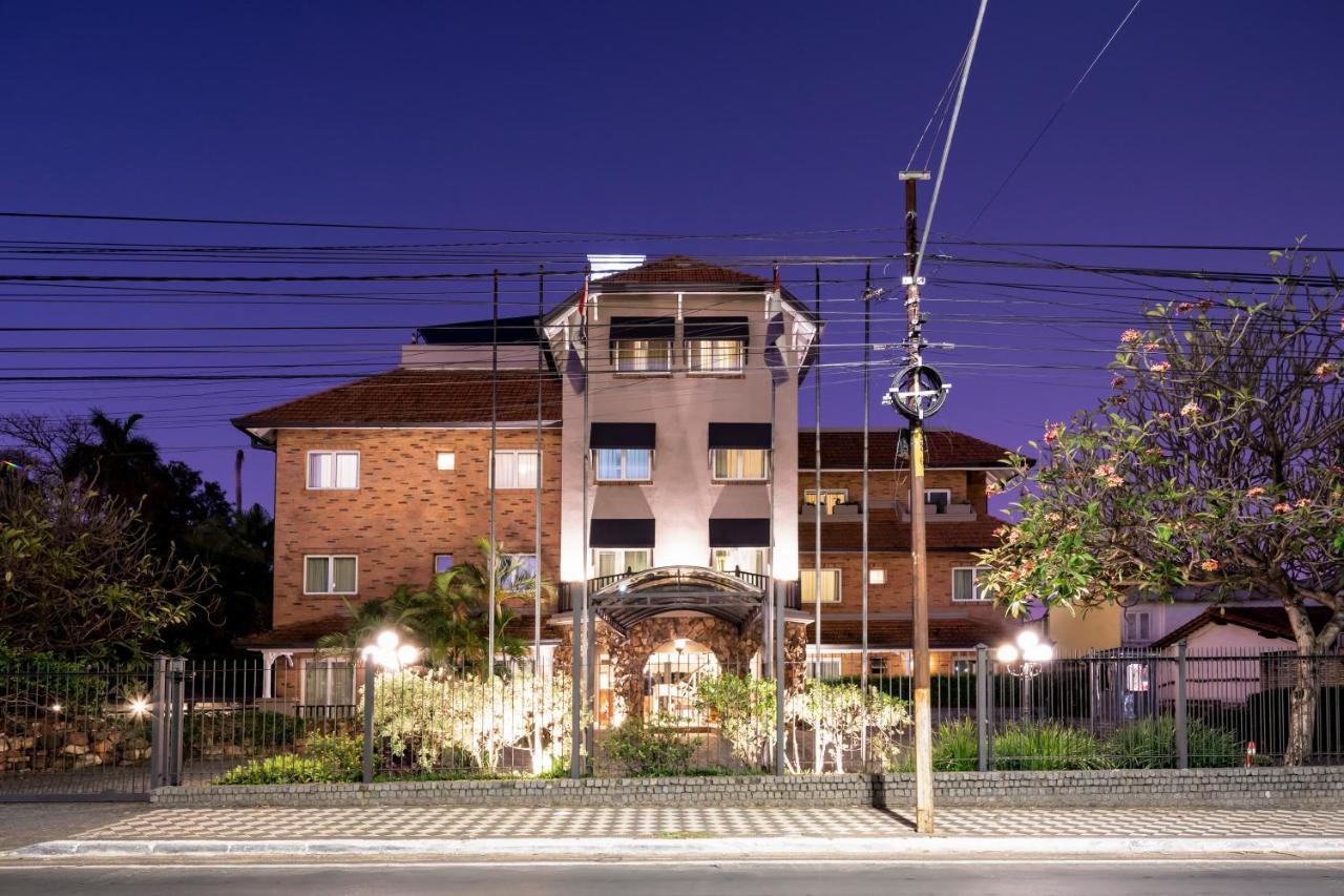 אסונסיון Hotel Villa Morra Suites מראה חיצוני תמונה
