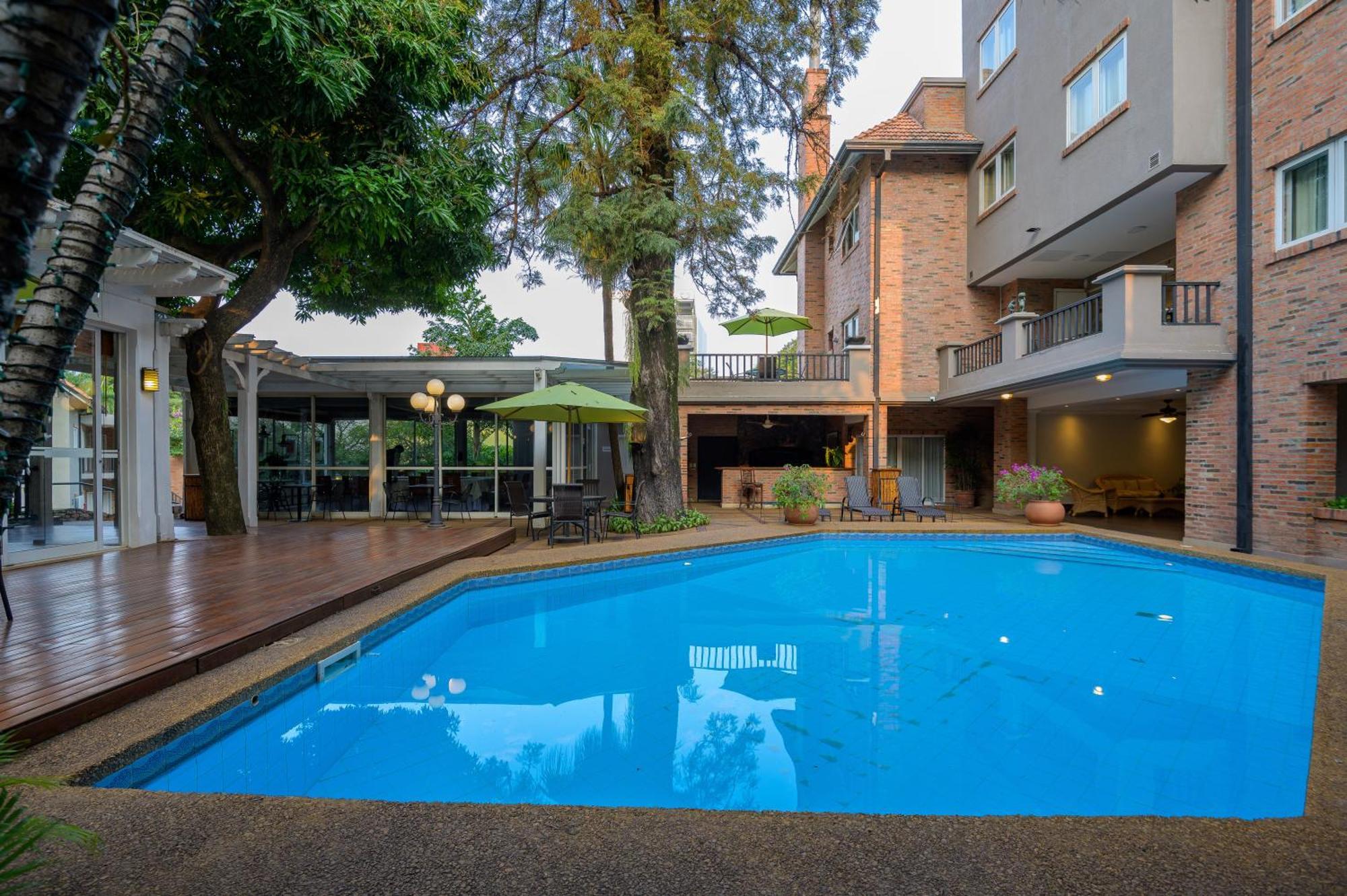 אסונסיון Hotel Villa Morra Suites מראה חיצוני תמונה