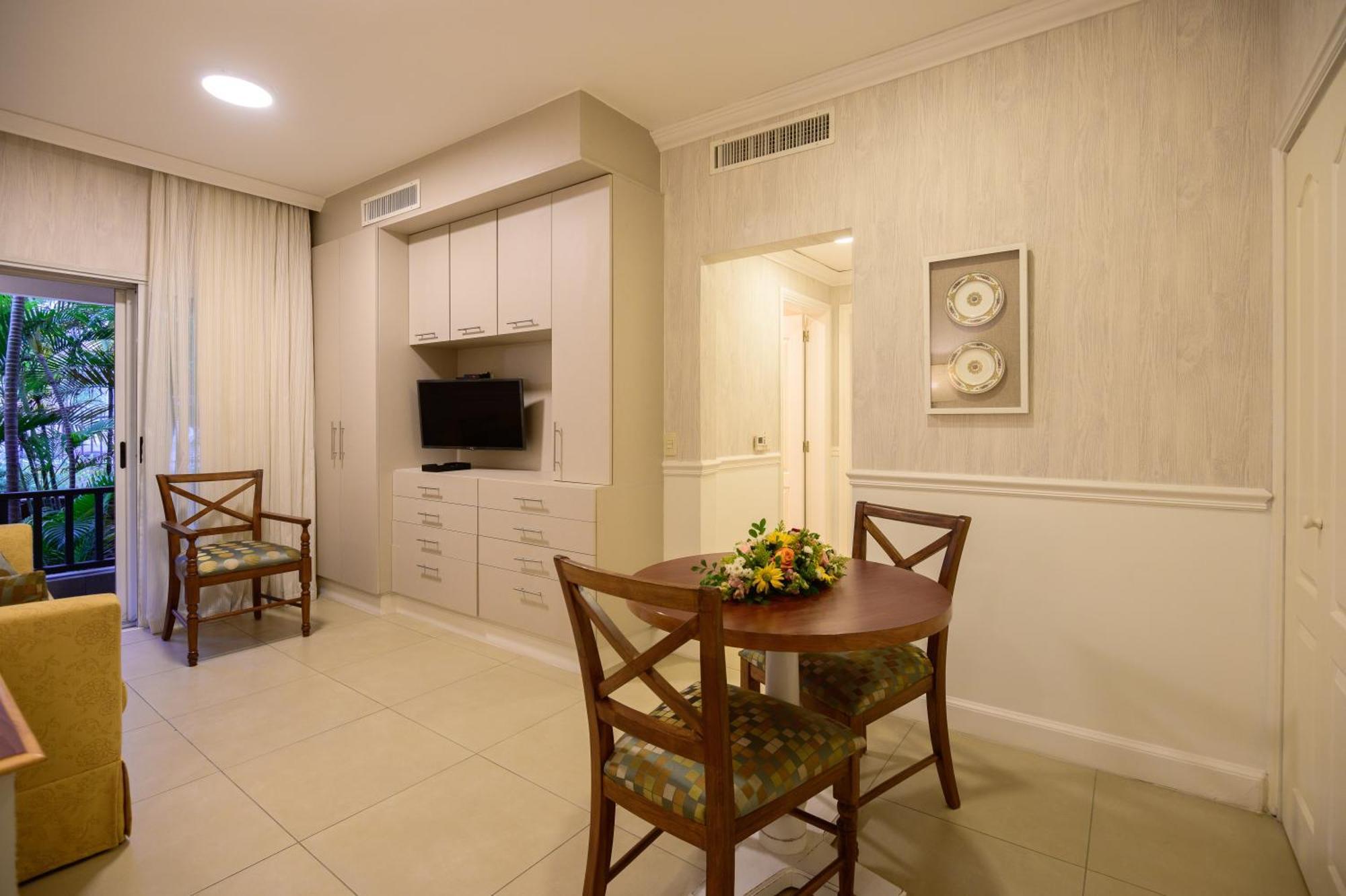 אסונסיון Hotel Villa Morra Suites מראה חיצוני תמונה